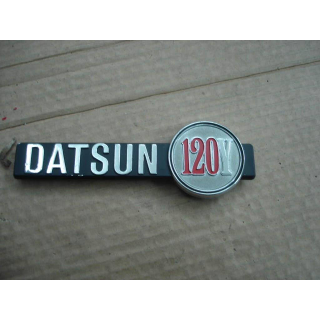 Legenda Datsun 120Y